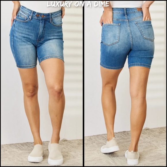 Judy Blue Tummy Control High Rise Retro Double Button Waist Denim Jean Shorts - Picture 2 of 13